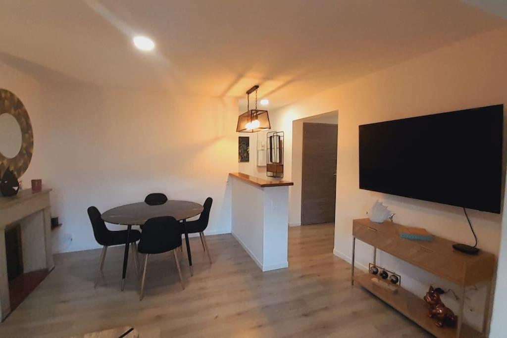 Appartement Lumineux Et Central Propriano  Esterno foto
