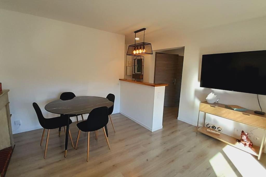 Appartement Lumineux Et Central Propriano  Esterno foto
