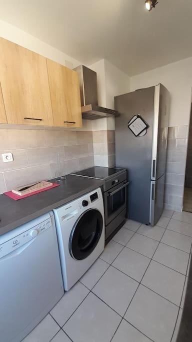 Appartement Lumineux Et Central Propriano  Esterno foto