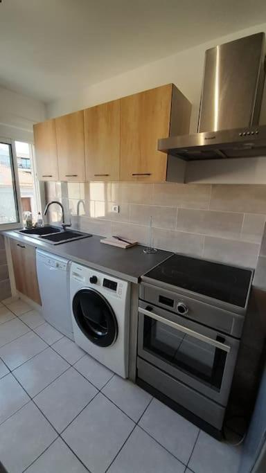 Appartement Lumineux Et Central Propriano  Esterno foto