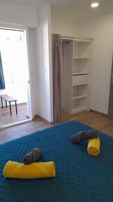 Appartement Lumineux Et Central Propriano  Esterno foto
